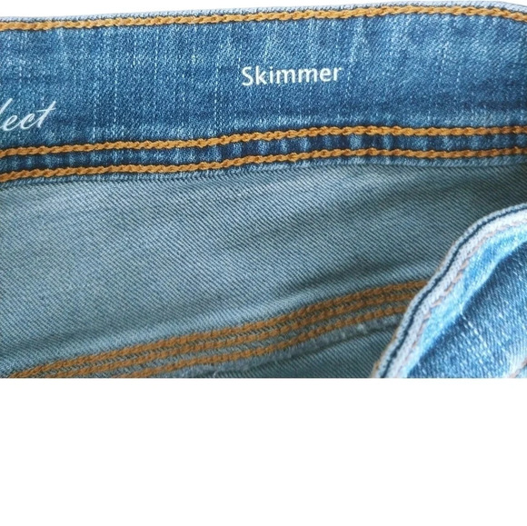 Gloria Vanderbilt Cropped  Walking Shorts Blue Denim Skimmer High Rise Fit 14 - Picture 9 of 9